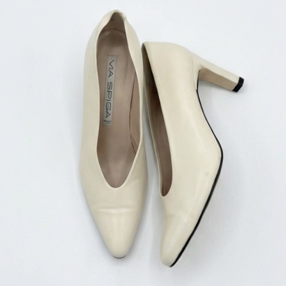 Via Spiga Darwin Pointed ToeLeather Pearl White Pumps Womens 8AA Italy